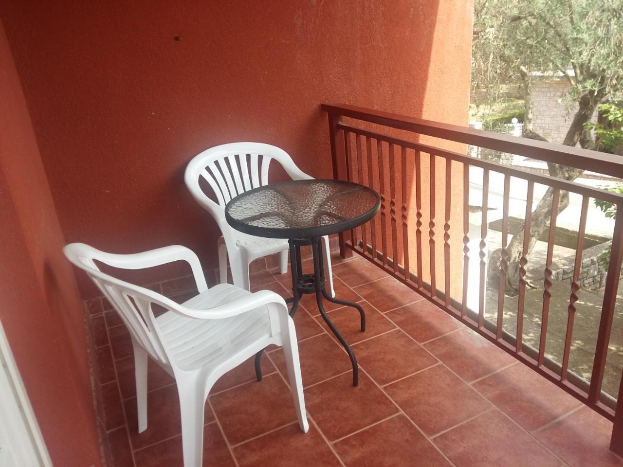 Lazar Apartments Petrovac Eksteriør billede
